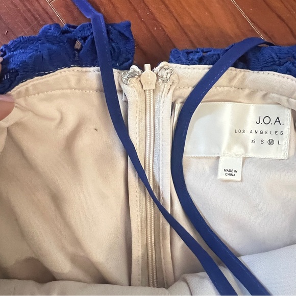 J.O.A Los Angeles Halter Neck Lace Romper in Royal Blue Size Medium - Picture 10 of 11